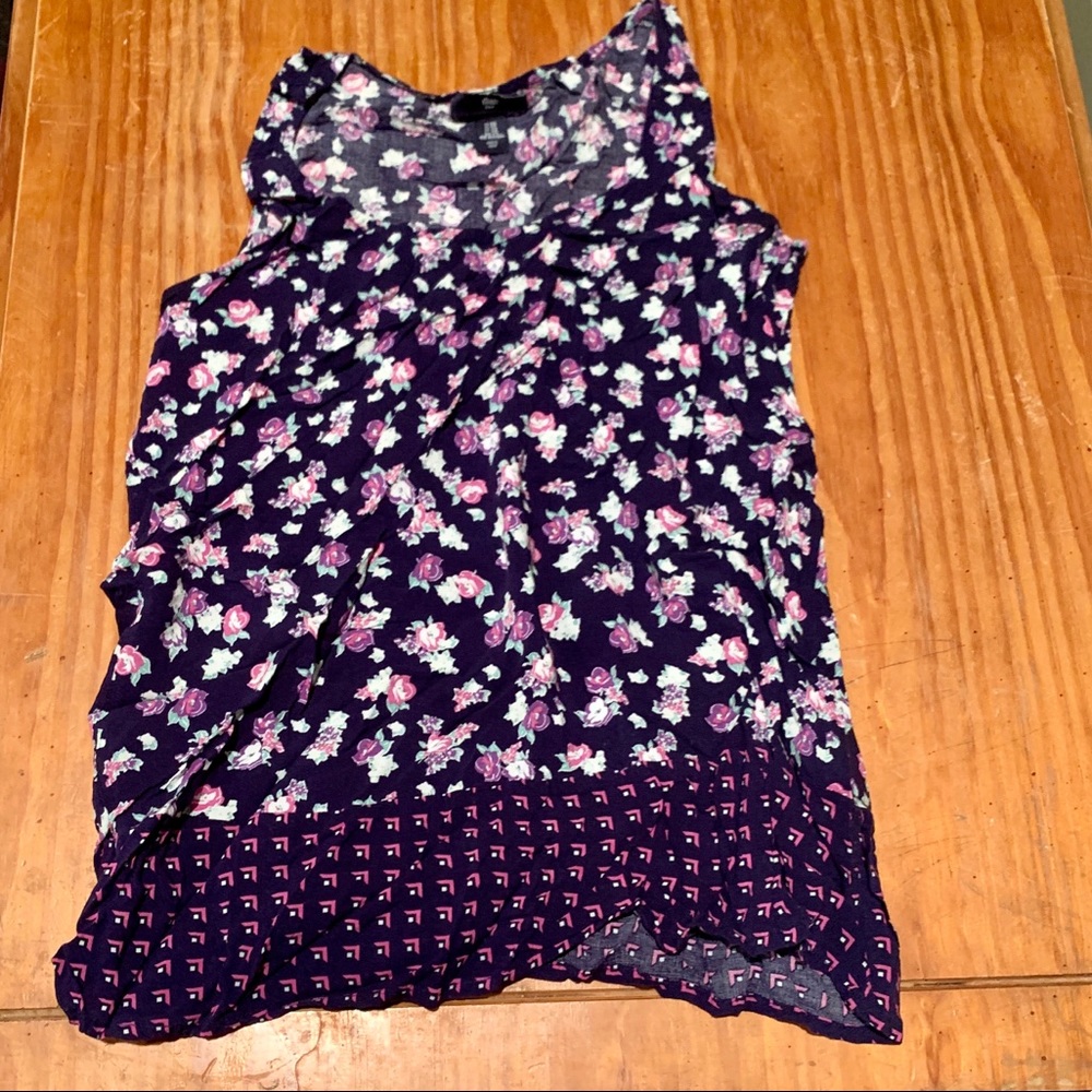 Gap top